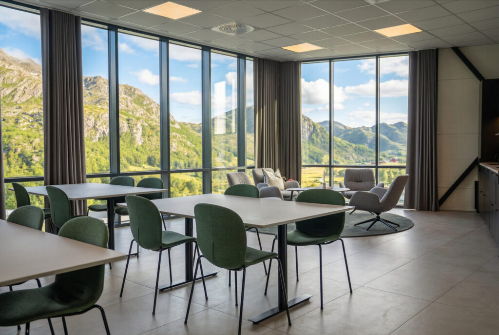 freepik talk 66141 - SB40